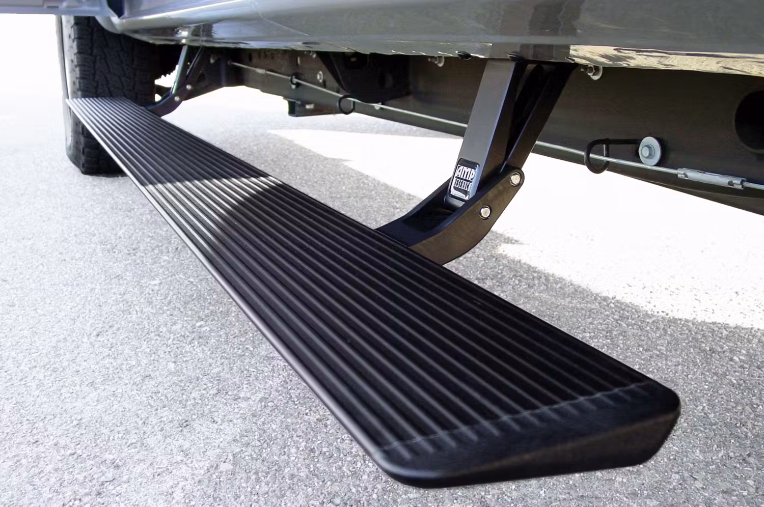 AMP Research 75113-01A PowerStep Black